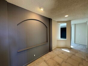 2439 Sharon Oaks Dr in Menlo Park, CA - Building Photo - Building Photo