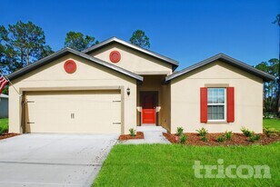 2 Riverina Dr in Palm Coast, FL - Building Photo