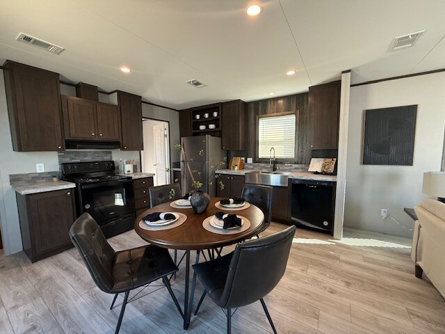 15966 S Flores Rd in San Antonio, TX - Building Photo - Building Photo