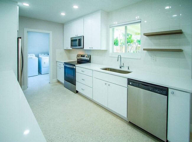 214 SW 3rd St in Boca Raton, FL - Building Photo - Building Photo