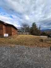 14 Marigold St in Asheville, NC - Building Photo - Building Photo