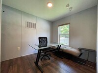 132 Park Dr photo'