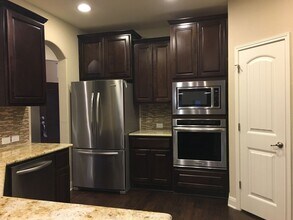 1605 Terrace View Dr in Cedar Park, TX - Foto de edificio - Building Photo