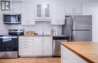 374 Prospect Ave in Kitchener, ON - Building Photo