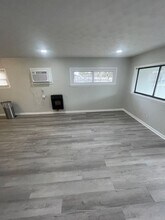 1705 N Wood Ave in Florence, AL - Building Photo - Building Photo