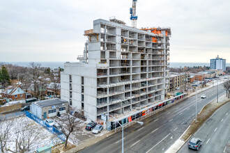 Merge Condos in Toronto, ON - Building Photo - Building Photo