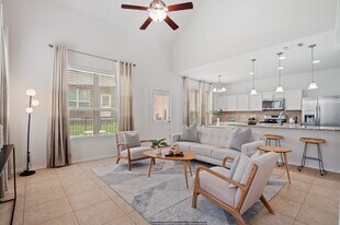 2105 Town Centre Dr in Round Rock, TX - Building Photo