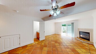 18239 Happy Ln in Sonoma, CA - Building Photo