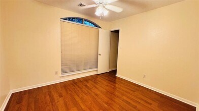 10614 Desert Springs Cir in Houston, TX - Building Photo - Building Photo