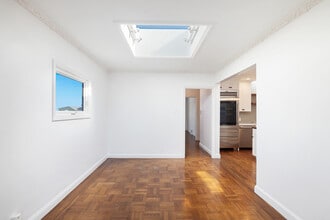 719 Avalon Ave in San Francisco, CA - Building Photo - Building Photo