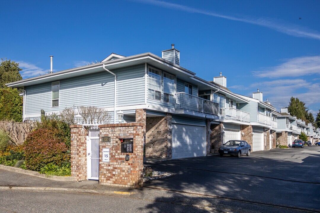 Meadowview Estates in Langley, BC - Building Photo