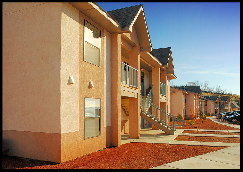 Ladera Village in Farmington, NM - Building Photo