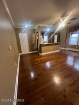 20-28-28 E Main St in Freehold, NJ - Building Photo