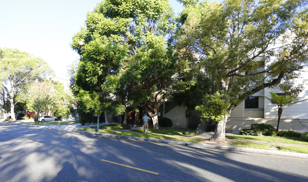 451-453 W California Ave in Glendale, CA - Building Photo