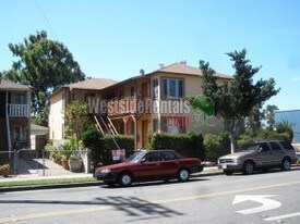 2810 Exposition Blvd, Unit D in Santa Monica, CA - Building Photo