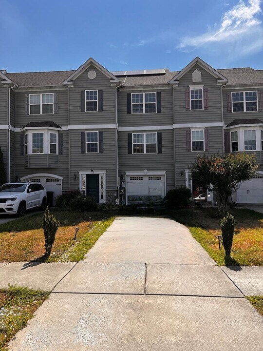 52 Representative Ln in Dover, DE - Building Photo