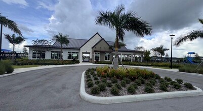 6712 Cloverdale Ave in Port St. Lucie, FL - Building Photo - Building Photo