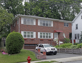 685 Bement Ave in Staten Island, NY - Building Photo