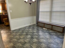 34 Shadyside Dr in Youngstown, OH - Building Photo