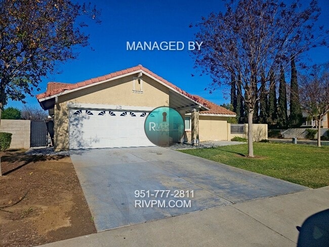 11303 Rancho Del Oro Dr in Riverside, CA - Building Photo - Building Photo