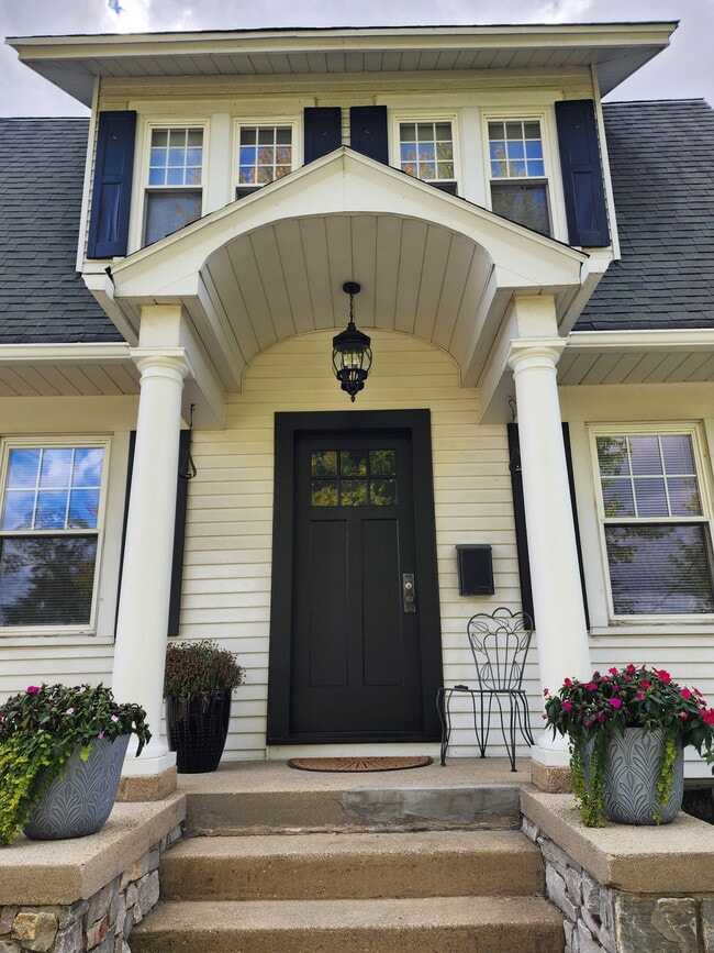 407 S 2nd St in St. Charles, IL - Building Photo - Building Photo