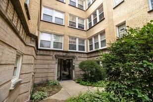 4750 N Albany Ave in Chicago, IL - Building Photo