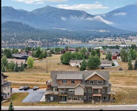 1700 Wildfire Rd in Estes Park, CO - Foto de edificio - Building Photo