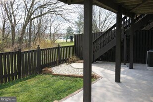 44032 Aberdeen Terrace in Ashburn, VA - Building Photo