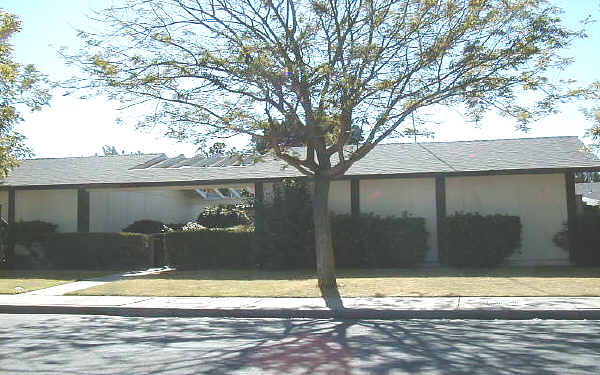 3321-3325 Sherwood Ave in Modesto, CA - Building Photo - Building Photo