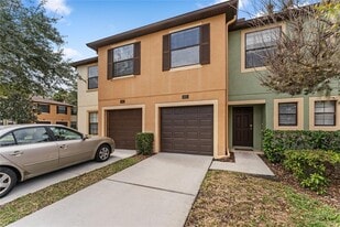 2661 Oleander Lakes Dr in Brandon, FL - Building Photo