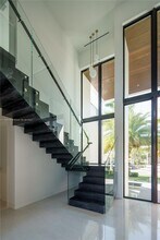 128 Fiesta Way in Fort Lauderdale, FL - Building Photo - Building Photo