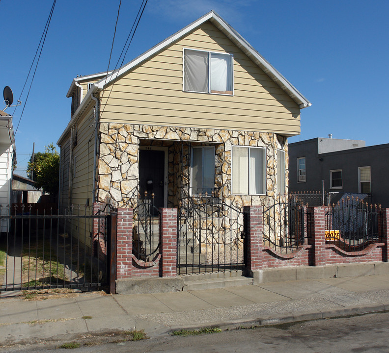 144 15th St in Richmond, CA - Building Photo