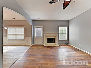 48 Sandstone Ct in Douglasville, GA - Foto de edificio - Building Photo