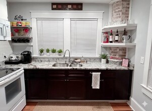 314 Martin Luther King Jr Blvd in Raleigh, NC - Foto de edificio - Building Photo