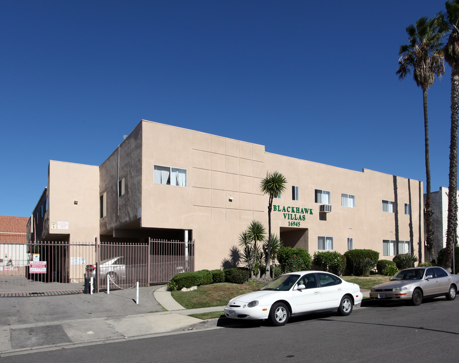 Blackhawk Villas in Granada Hills, CA - Building Photo