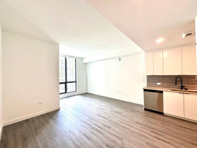 property at 1900 NW 1st Pl