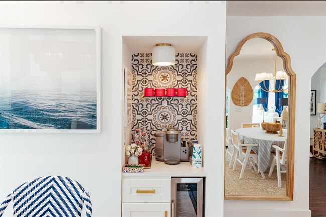 610 38th St in West Palm Beach, FL - Foto de edificio - Building Photo