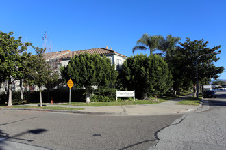 Courtyard Apartments in Brea, CA - Building Photo - Building Photo