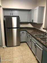 4644 N 22nd St in Phoenix, AZ - Foto de edificio - Building Photo