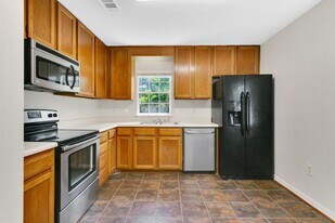 1311 Clubside Dr in Longwood, FL - Building Photo