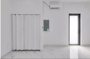 905 Wabasso Ct in Lehigh Acres, FL - Building Photo