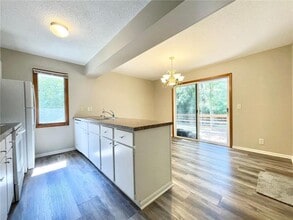 5420 Mallard Ln in Excelsior, MN - Building Photo - Building Photo