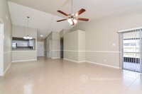 1640 Spinning Wheel Dr in Lutz, FL - Building Photo - Building Photo