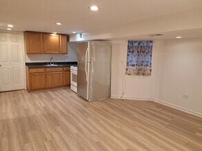 5310 W Pensacola Ave in Chicago, IL - Building Photo - Building Photo