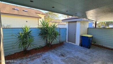 2302 Challenger Ct W in Atlantic Beach, FL - Building Photo - Building Photo