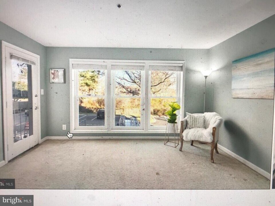 10248 Appalachian Cir in Oakton, VA - Building Photo