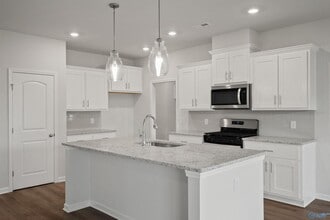 131 Huffman St in Hazel Green, AL - Building Photo - Building Photo
