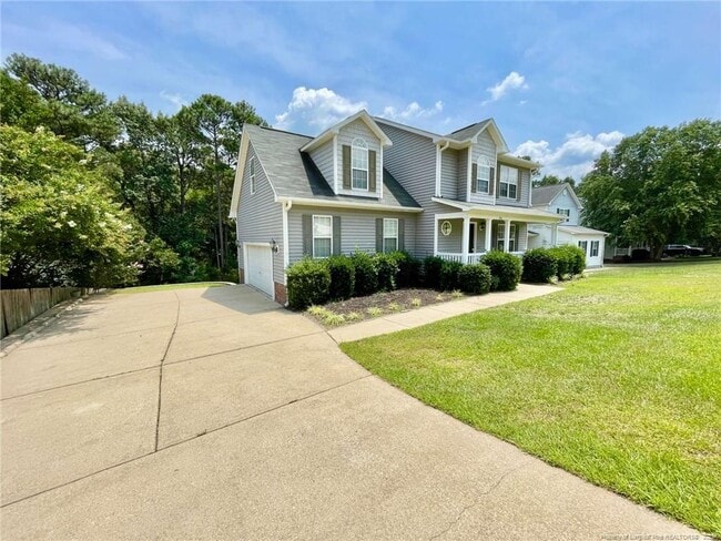 216 Cobblestone Dr in Spring Lake, NC - Building Photo - Building Photo