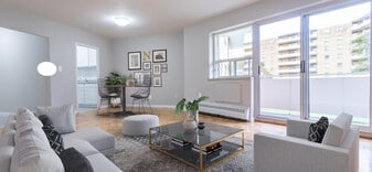 St. Andrews Towers | 14, 16, 20 Carluke in Toronto, ON - Building Photo