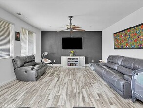 13458 Snowdrop Ct in Victorville, CA - Building Photo - Building Photo